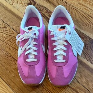 Nike Pacific white and pink